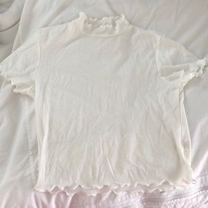 White t shirt with ruffle detail